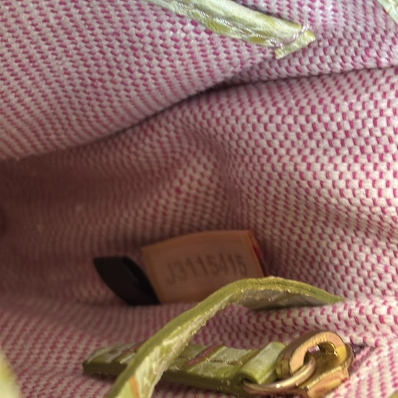 Brand New Dooney & Bourke Crocodile Embossed Leather Green Crossbody Purse - Picture 12 of 16